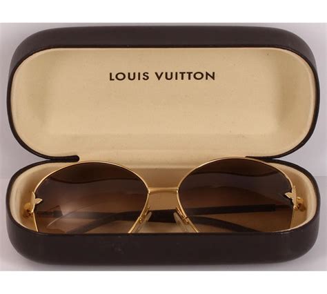 louis vuitton sunglass sizes|authentic Louis Vuitton sunglasses.